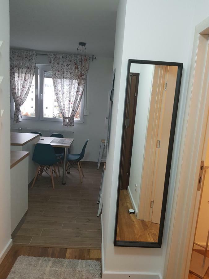 Appartement Apartman Kety à Zagreb Extérieur photo